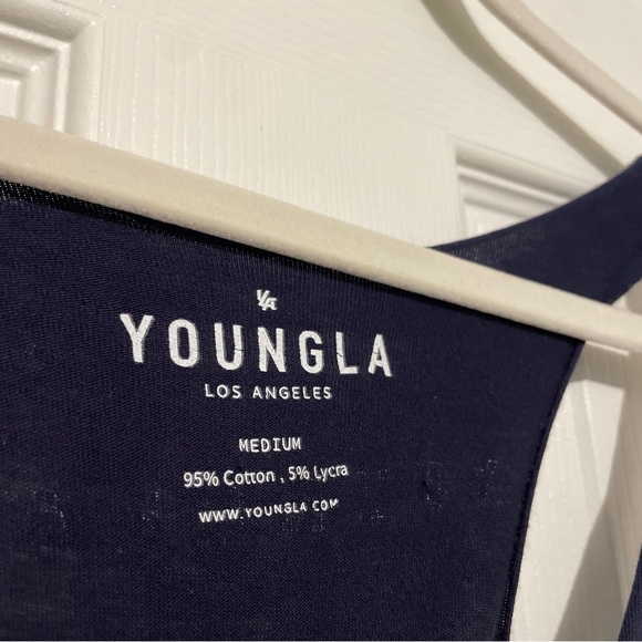 Young LA Saturn Muscle Cut off Tank in Navy - Picture 2 of 4